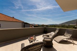 Villa Initium,heated pool all season - 1