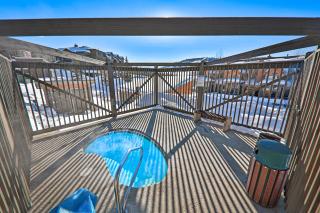 Kicking Horse Lodges 4-205 - 7