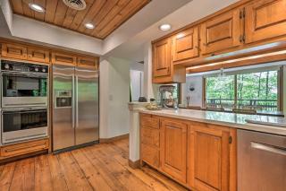 Luxe Plymouth Chalet with Indoor Pool and 3 Decks! - 4