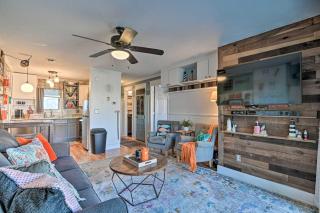 Eclectic Condo with Balcony 1 Block to Beach! - 7