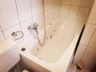 Apartment and room Hoselito u centru Makarske - 8