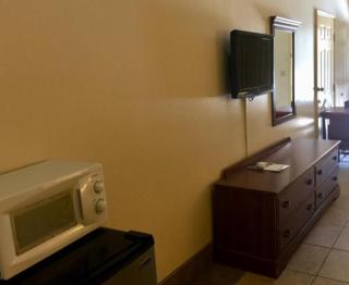 Texas Inn and Suites RGV - Edinburg - 1
