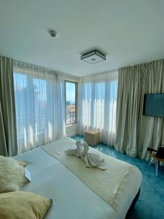 Best Western Hôtel Journel Antibes Juan-les-Pins - Antibes - 9