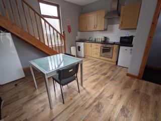Superb Cozy rooms in Clayton - with fast WiFi - Smart Tv - Mini Fridge - 4