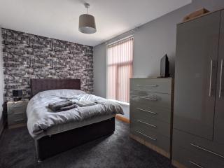 Superb Cozy rooms in Clayton - with fast WiFi - Smart Tv - Mini Fridge - 5