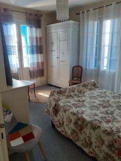 Pluie de roses - Royan - 1