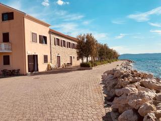 FIRST ROW BY THE SEA Apartment - Bibinje - 9