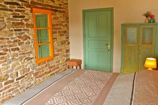 Stone City Hostel - 8