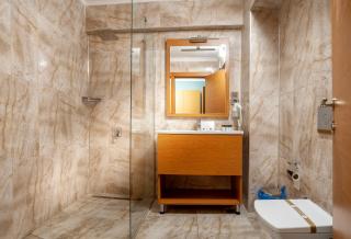 MARINN DELUXE HOTEL - 4