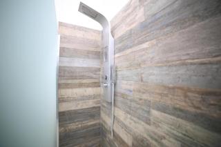 White Aurora rooms - 4