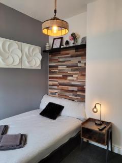 Room@87 - Ellesmere Port - 9