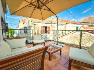 Holiday Home Mali dvori by Interhome - Diklo - 0