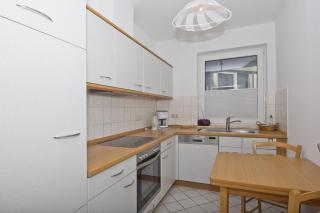 toller Meerblick vom Balkon, gratis Nutzung vom AHOI Erlebnisbad und Sauna in Sellin - Haus Nordstrand FeWo16 - Göhren - 1