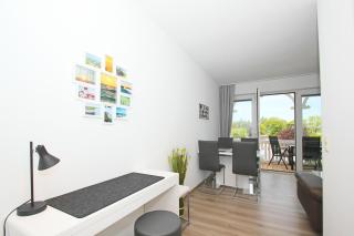 toller Meerblick vom Balkon, gratis Nutzung vom AHOI Erlebnisbad und Sauna in Sellin - Haus Nordstrand FeWo16 - Göhren - 2