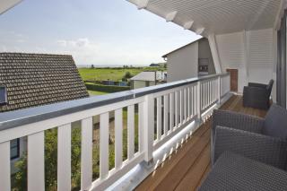 Ferienhaus Zaunkönig FeWoOG - Balkon, Meerblick - Groß Zicker - 3
