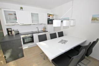 strandnahes Ferienhaus mit eigener Sauna und Kamin - Ferienhaus am Dünenstrand - Baabe - 3