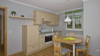 Terrasse, gratis Nutzung vom AHOI Erlebnisbad und Sauna - Meeresblick FeWo 10 - Göhren - 4