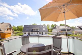 strandnahe FeWo mit Balkon, gratis Nutzung vom AHOI Erlebnisbad und Sauna in Sellin - Rex Rugia FeWo 14-6 - Lobbe - 6