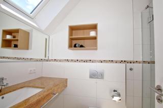 strandnahe FeWo mit Balkon, gratis Nutzung vom AHOI Erlebnisbad und Sauna in Sellin - Rex Rugia FeWo 14-6 - Lobbe - 3