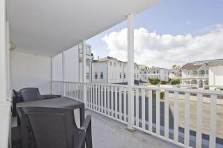 Ferienwohnung mit Balkon, gratis Nutzung vom AHOI Erlebnisbad und Sauna in Sellin - Haus Strandeck FeWo 07 - Göhren - 6