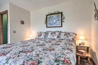 Chincoteague Townhome with Pony Views from Deck! - 2