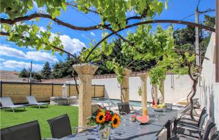 Nice Home In Rochefort-Du-Gard - Rochefort-du-Gard - 4
