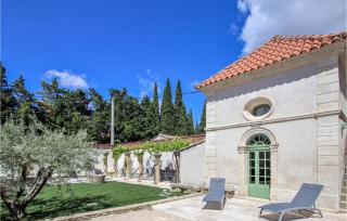Nice Home In Rochefort-Du-Gard - Rochefort-du-Gard - 9