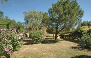 2 Bedroom Cozy Home In Saint Trinit - Sault - 2