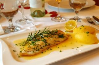 Wellness Hotel Zlatá Lípa - Děčín - 7