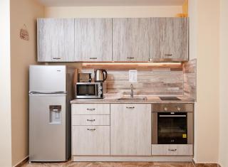 Апартаменти "Лазур" в сърцето на Поморие - 2