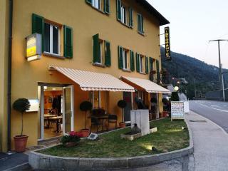 Hotel Elvezia - Self Check-in - Lavorgo - 8