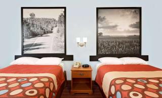 Super 8 by Wyndham Rock Port MO - Rock Port - 4