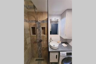L'instant Evasion, studio avec terrasse, piscine ! - Saint-Gilles-les-Bains - 3
