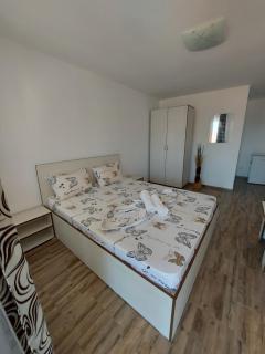 Adelina Guesthouse - Costinesti - 4