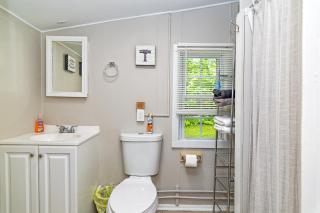 Camelback cottage - on ONE ACRE & near local attractions - Tannersville - 7