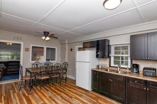 Camelback cottage - on ONE ACRE & near local attractions - Tannersville - 3