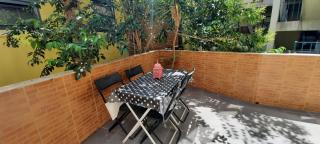 Sunny Terrace Apt, Close to Downtown! 2 Bedroom Flat - Lisbon - 6