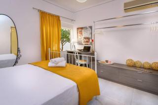 Family home w. yard in Beating Heart of Old Town - 4