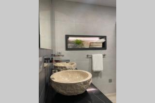 PRECIOSO APARTAMENTO A ESTRENAR EN CENTRO DE NERJA - Nerja - 3