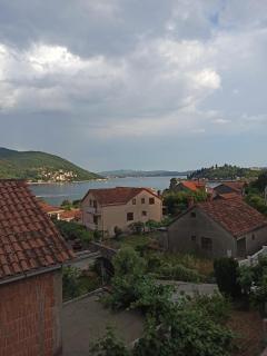 Sara - Kamenari - 7