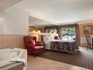 Travelodge by Wyndham Owen Sound ON - Owen Sound - 7