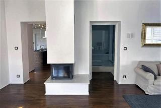 Luxusný 118m2 Apartmán s Krbom v Centre Nitry - 1