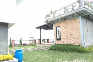Vila De Pabrik Lembang - Genteng - 8