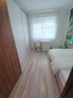 Paula Apartment - Dumbrăviţa - 2