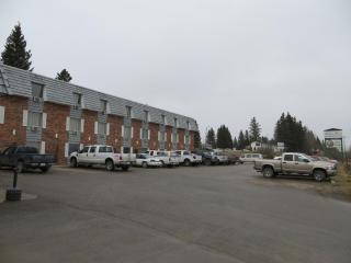 Twin Pine Inn & Suites - Hinton - 1