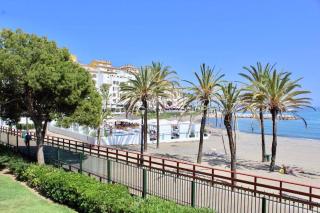 Frontline sea in the center of Puerto Banus.2bedrooms -Garden - Marbella - 6