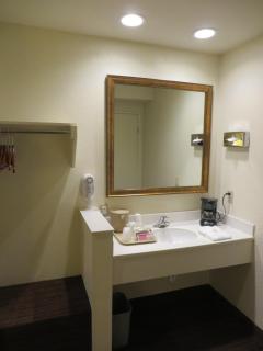 Anaheim Desert Inn & Suites - Anaheim - 3