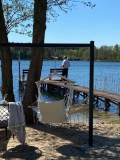 Apartament nad jeziorem Sukiel z własną plażą - 4
