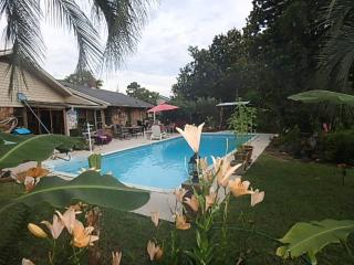 Poolside Paradise - Navarre - 1