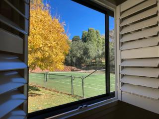 Elevation652 at Mt Bellevue in King Valley - 4